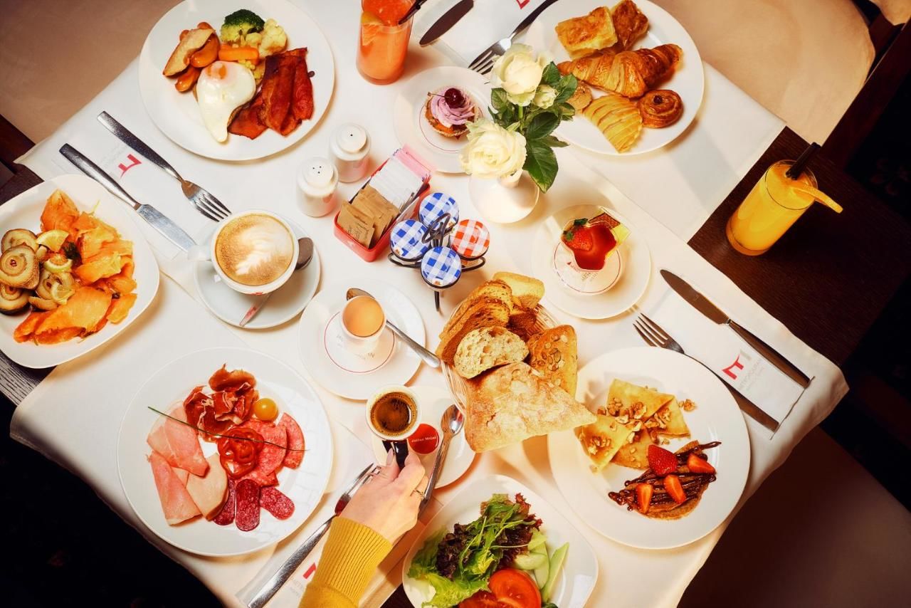 Отель Metropolitan Hotel Sofia София-13