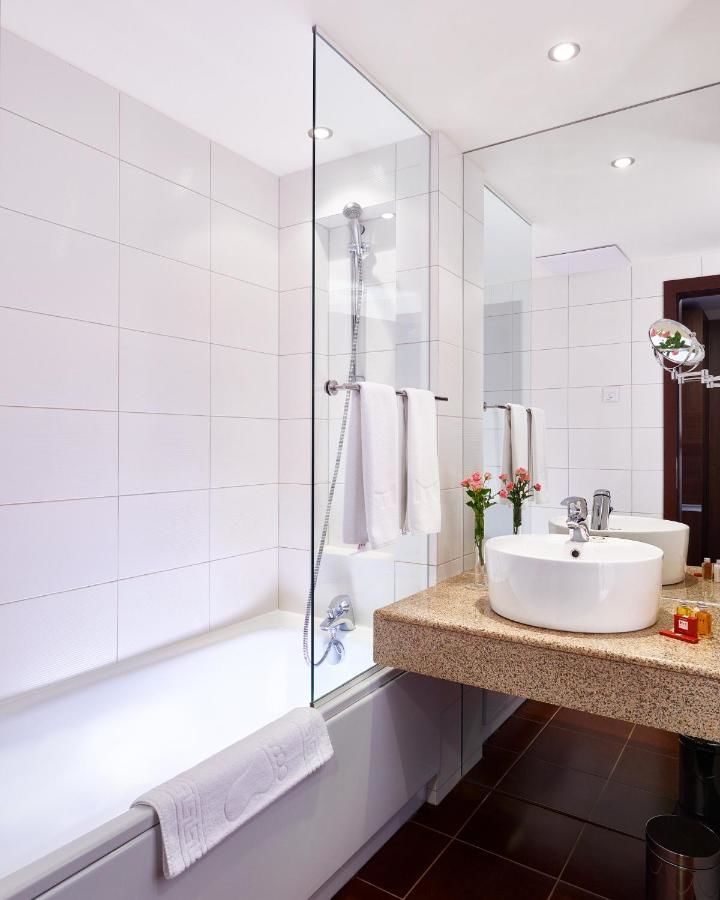 Отель Metropolitan Hotel Sofia София-45